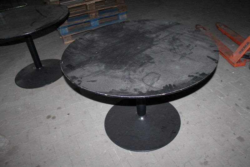 Ronde tafel dia 110 cm (Kavel nr 801896, Eindtijd 25 Mar. 2019 1954