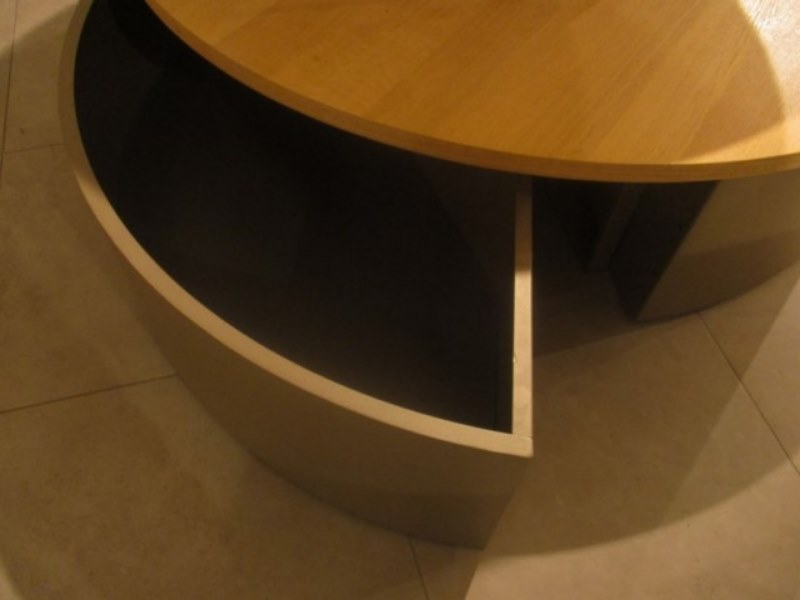 Ronde display tafel met 2 losse bakken diameter 150 (Kavel nr 872563