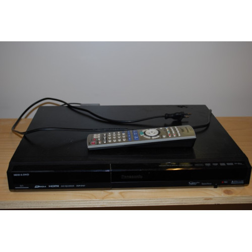 DVD recorder met HDMI aansluiting en afstandsbediening. Merk Panasonic.
