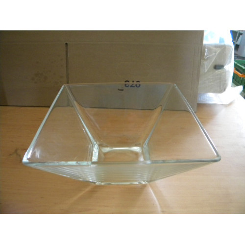 Glazen schalen, afmeting 25 x 25 cm, 3 stuks