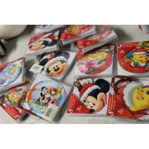 Disney kerstkaartjes doosjes mix geleverd  15 pakjes    ds P6