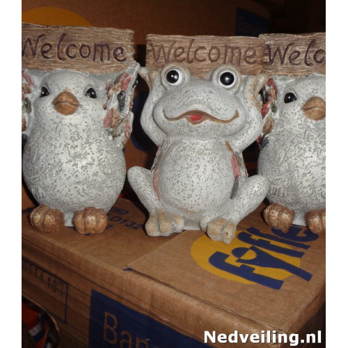 3x beeldje aardewerk welcome 