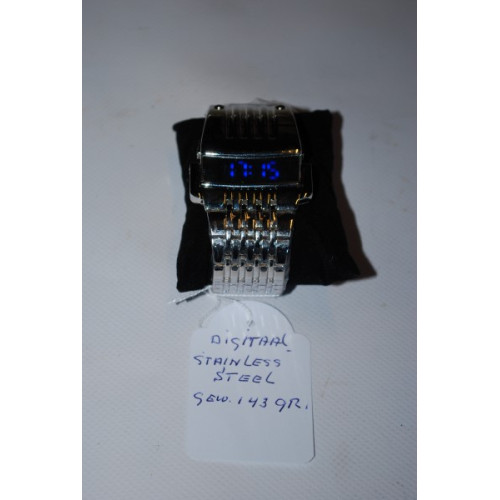 1x horloge Digitaal Stanless Steel 143 gr.